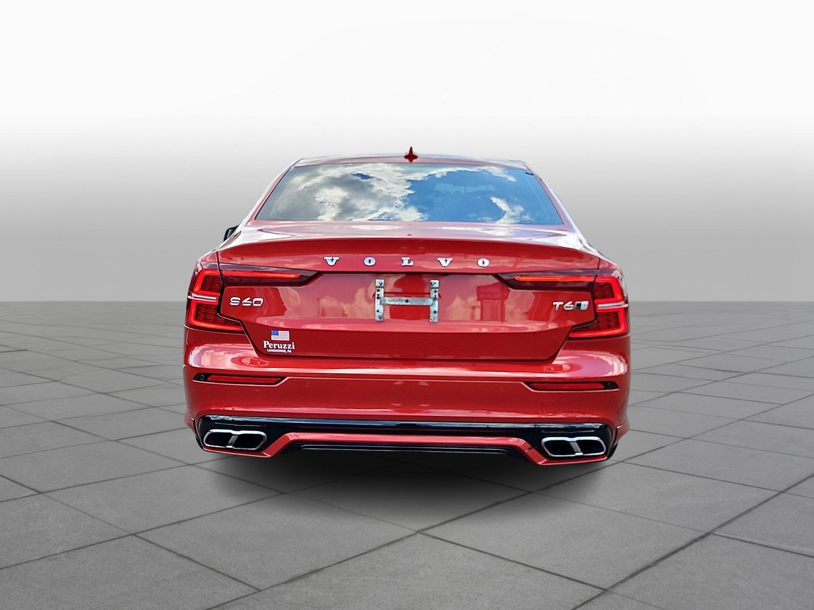 2019 Volvo S60 T6 R-Design