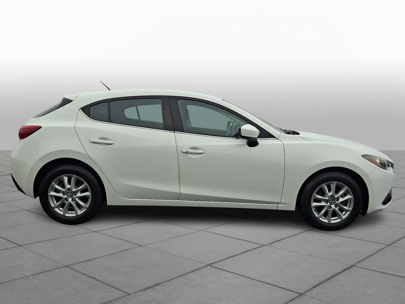 2015 Mazda Mazda3 Hatchback i Touring