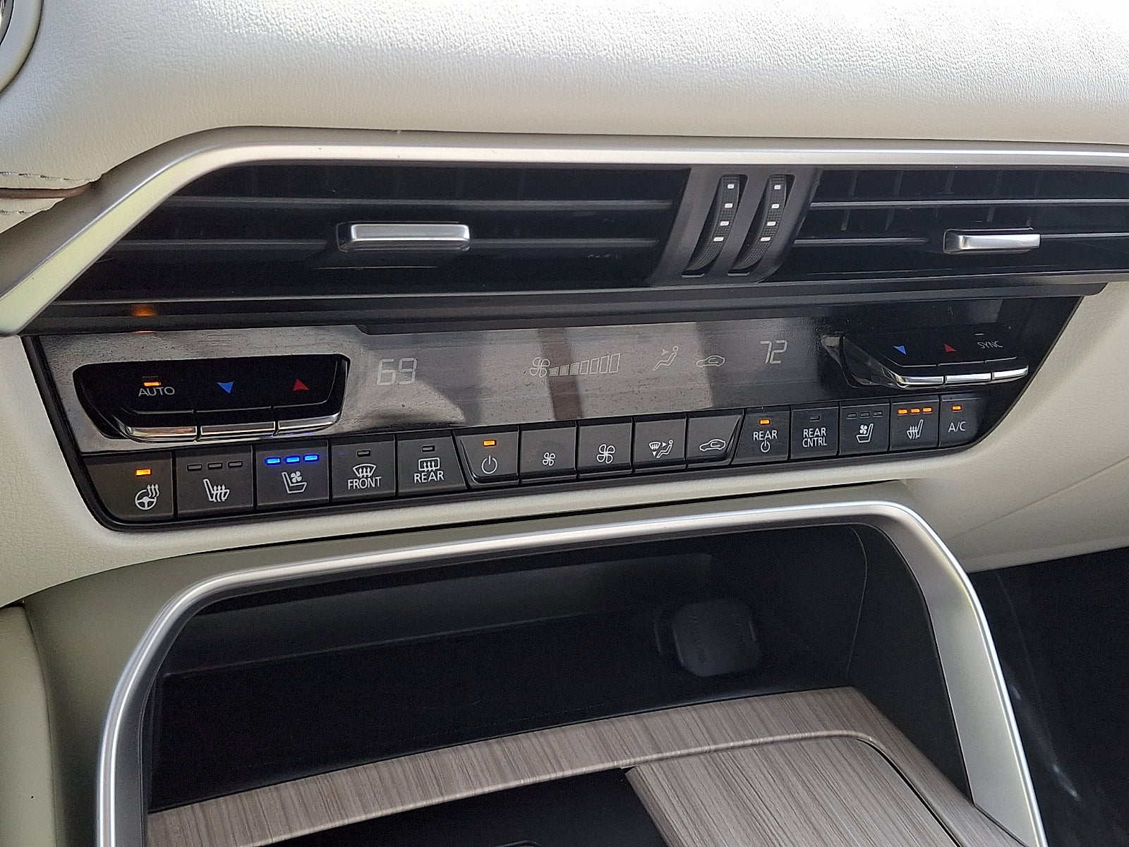 2025 Mazda Mazda CX-90 PHEV Premium Plus Package