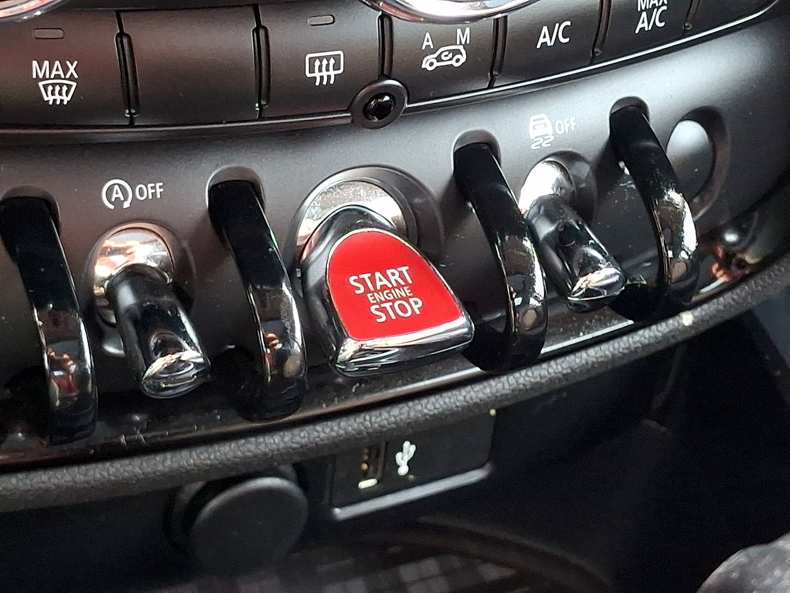 2019 MINI Clubman Cooper
