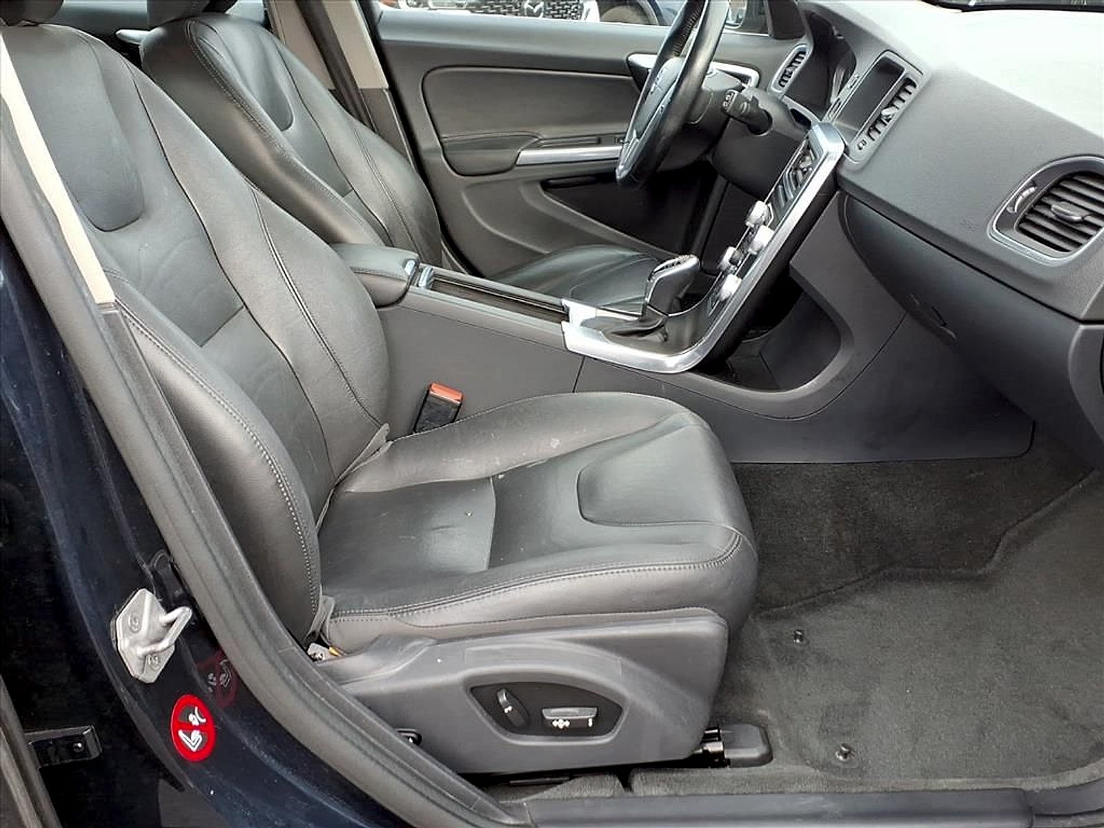 2016 Volvo V60 T5 Premier