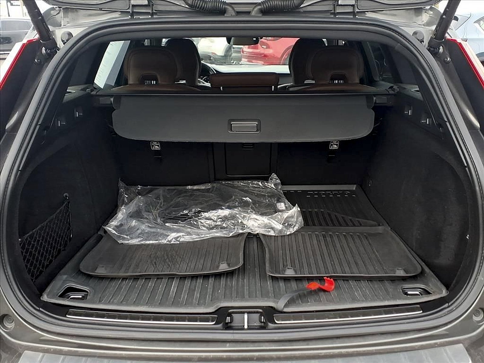 2021 Volvo V60 Cross Country T5