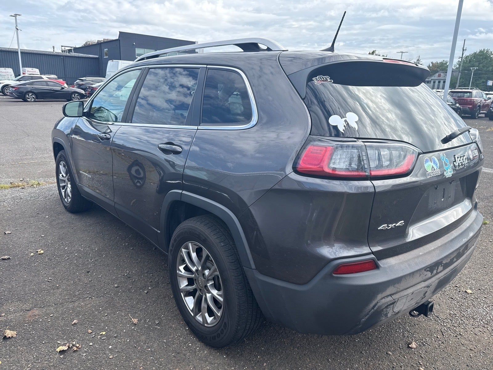 2019 Jeep Cherokee Latitude Plus