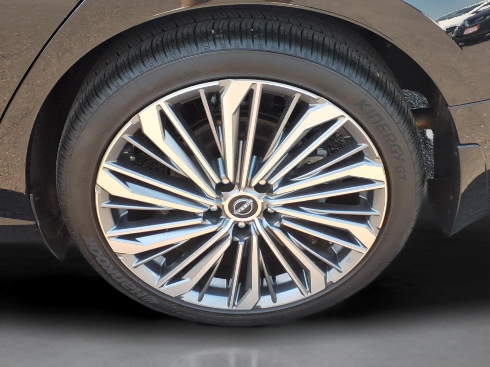 2025 Nissan Altima 2.5 SL