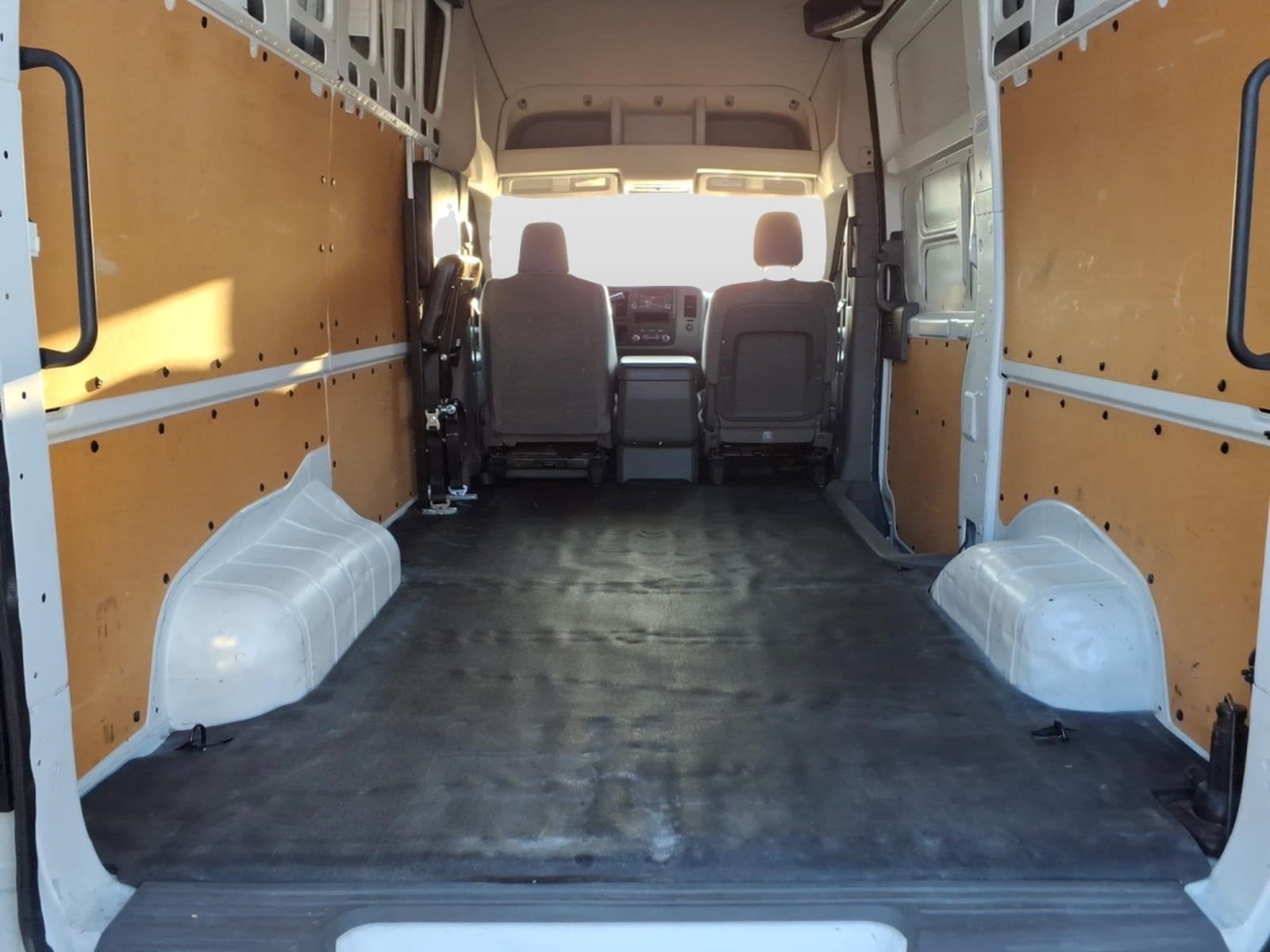 2018 Nissan NV 2500 HD SV