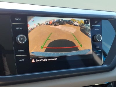 2023 Volkswagen Taos SE 4Motion