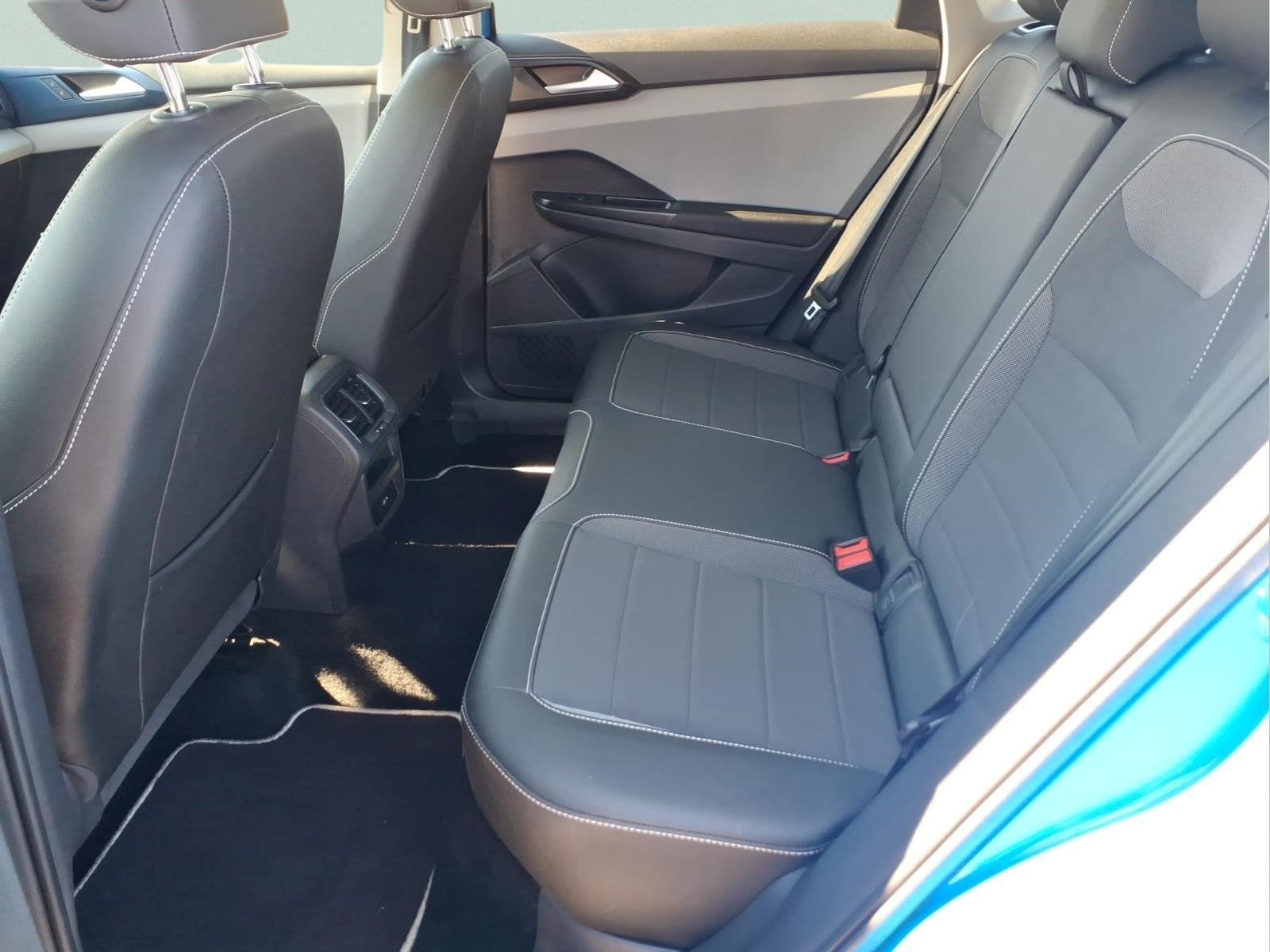 2023 Volkswagen Taos SE 4Motion
