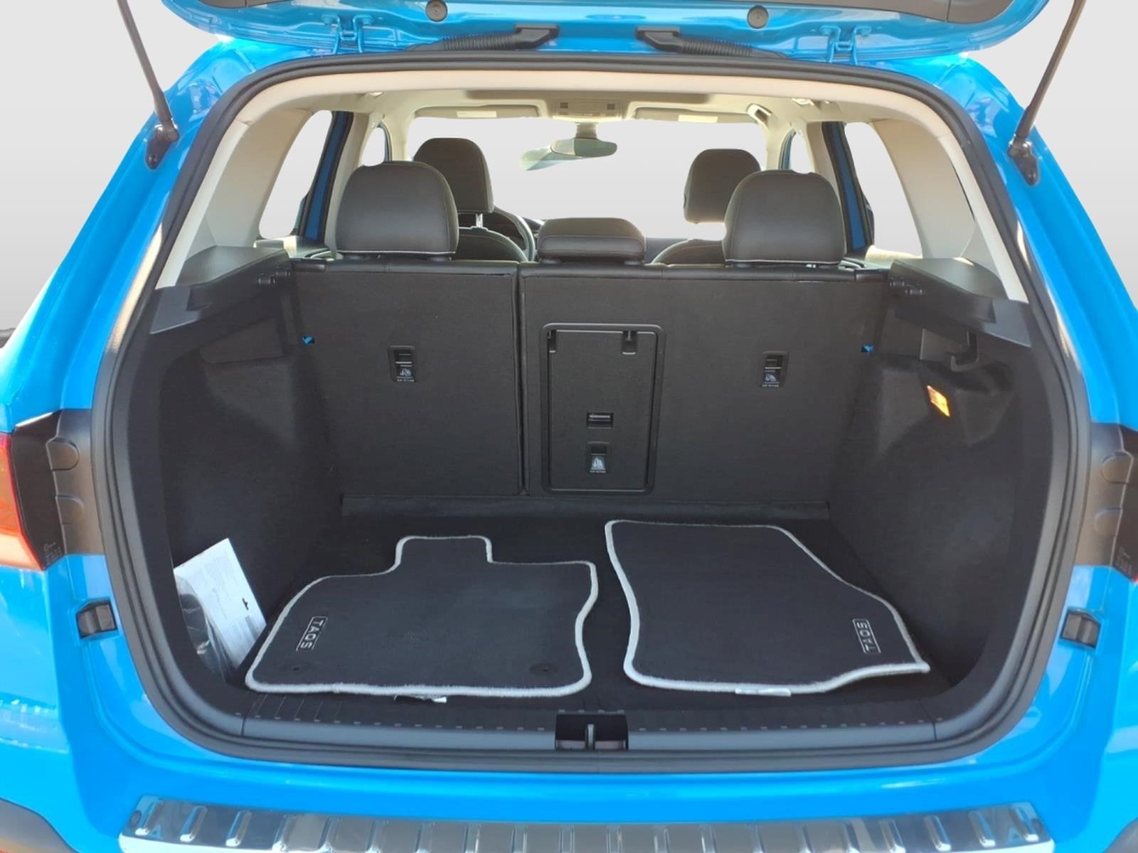 2023 Volkswagen Taos SE 4Motion
