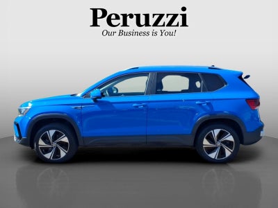 2023 Volkswagen Taos SE 4Motion