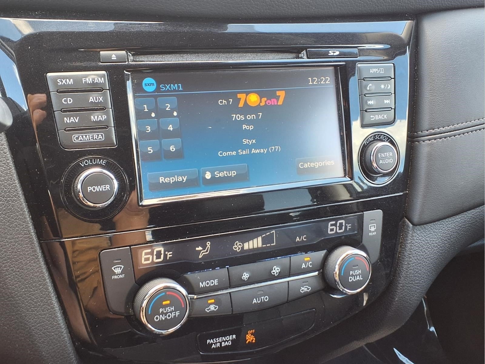 2017 Nissan Rogue SL