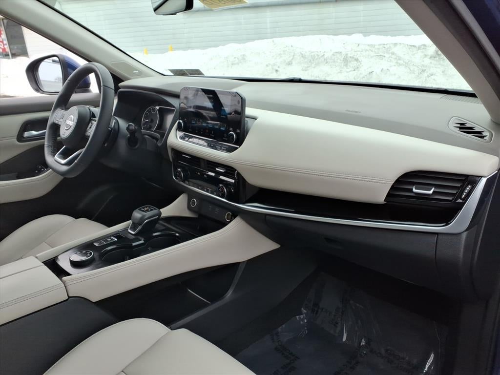 2022 Nissan Rogue SL