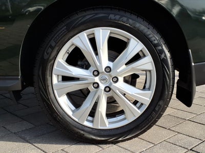 2018 Nissan Pathfinder SL