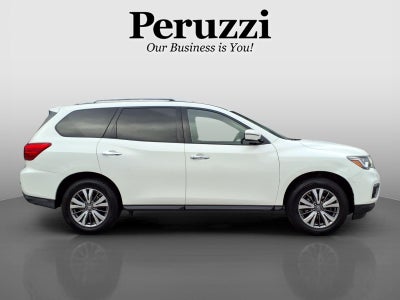 2018 Nissan Pathfinder S