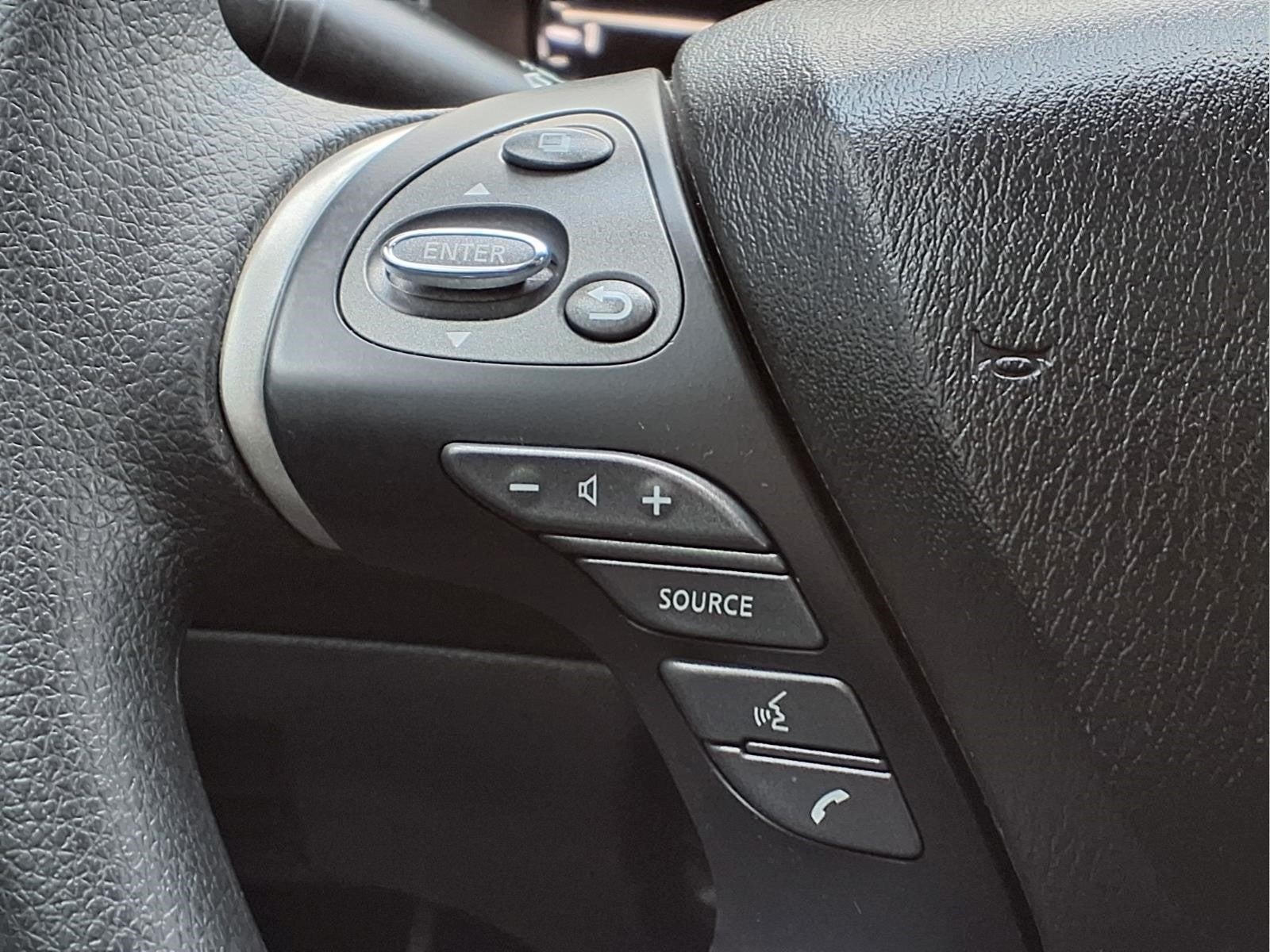 2018 Nissan Pathfinder S