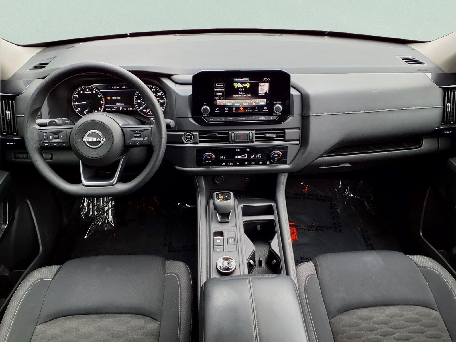 2023 Nissan Pathfinder S