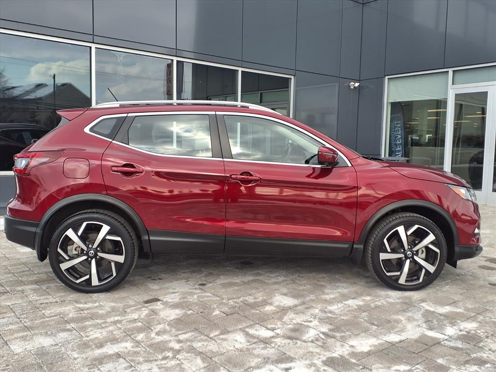 2022 Nissan Rogue Sport SL