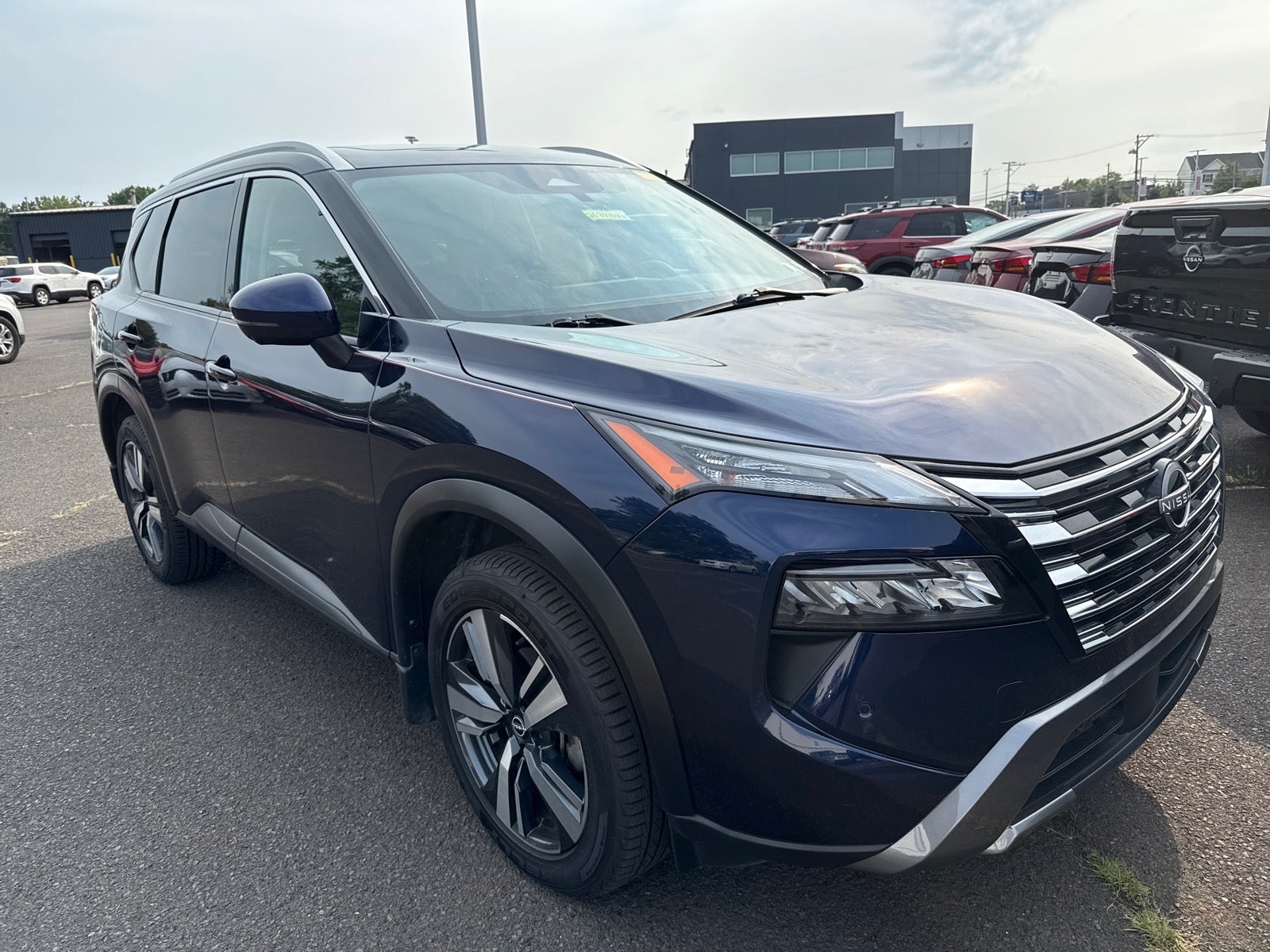 2024 Nissan Rogue SL