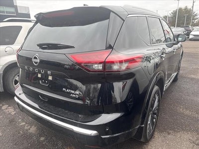2025 Nissan Rogue Platinum