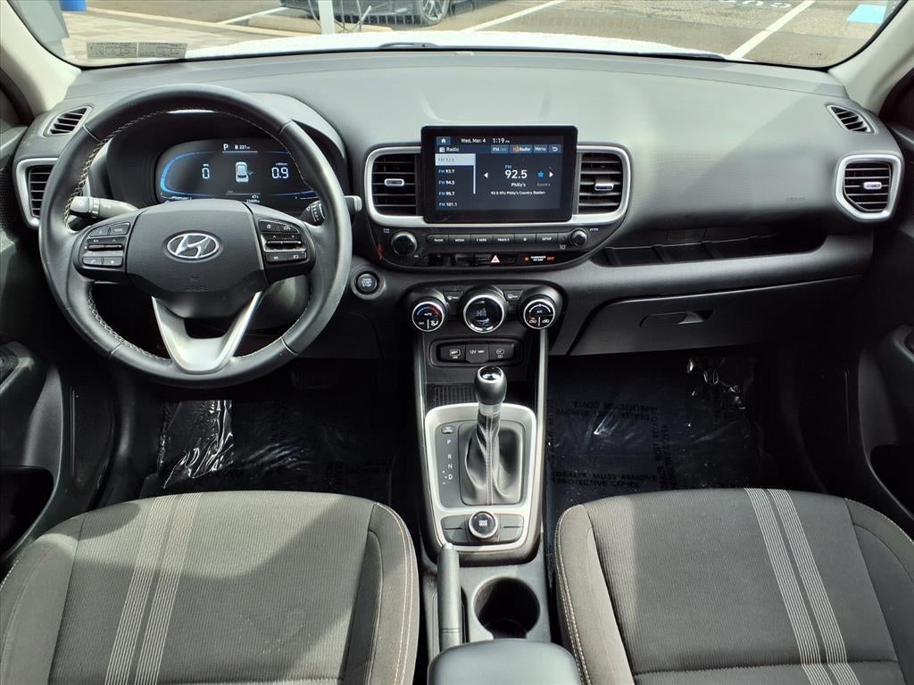 2024 Hyundai VENUE SEL