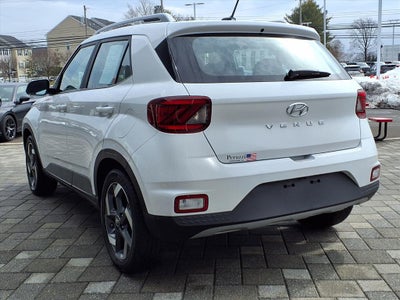 2024 Hyundai VENUE SEL