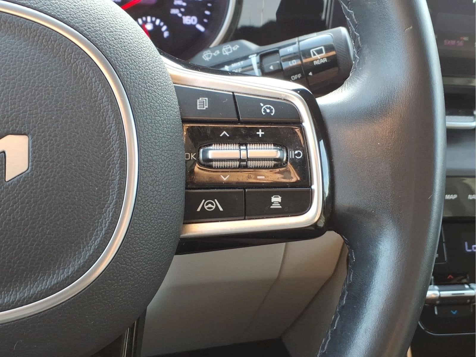 2022 Kia Carnival EX