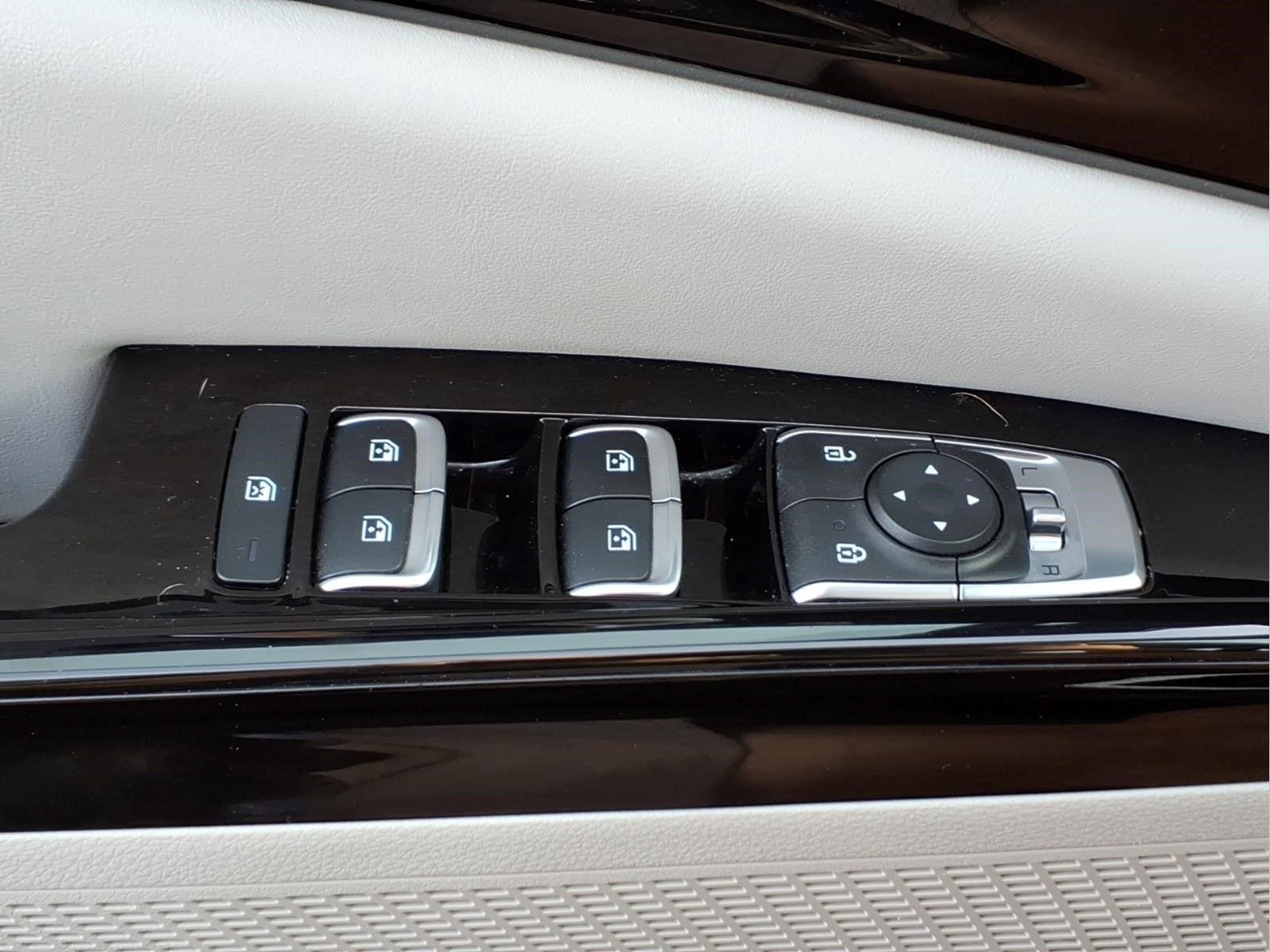 2022 Kia Carnival EX