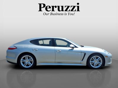 2012 Porsche Panamera 4dr HB