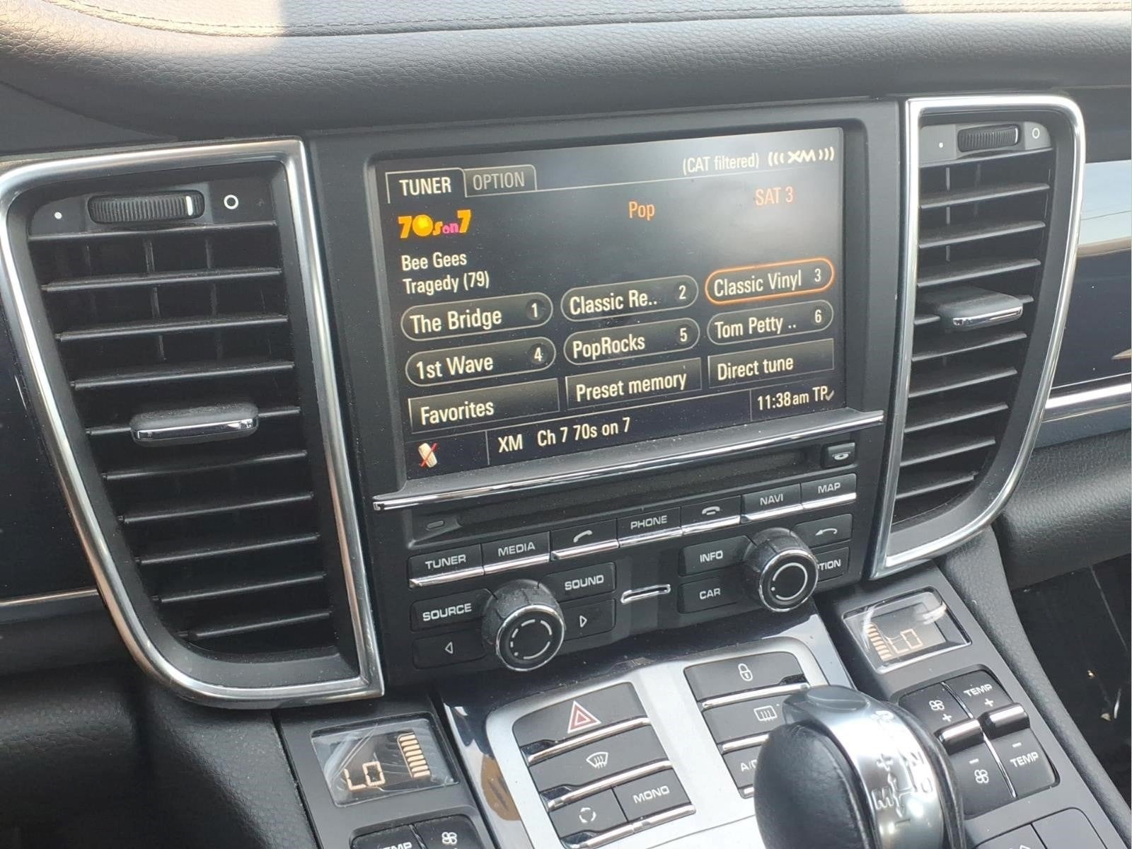 2012 Porsche Panamera 4dr HB