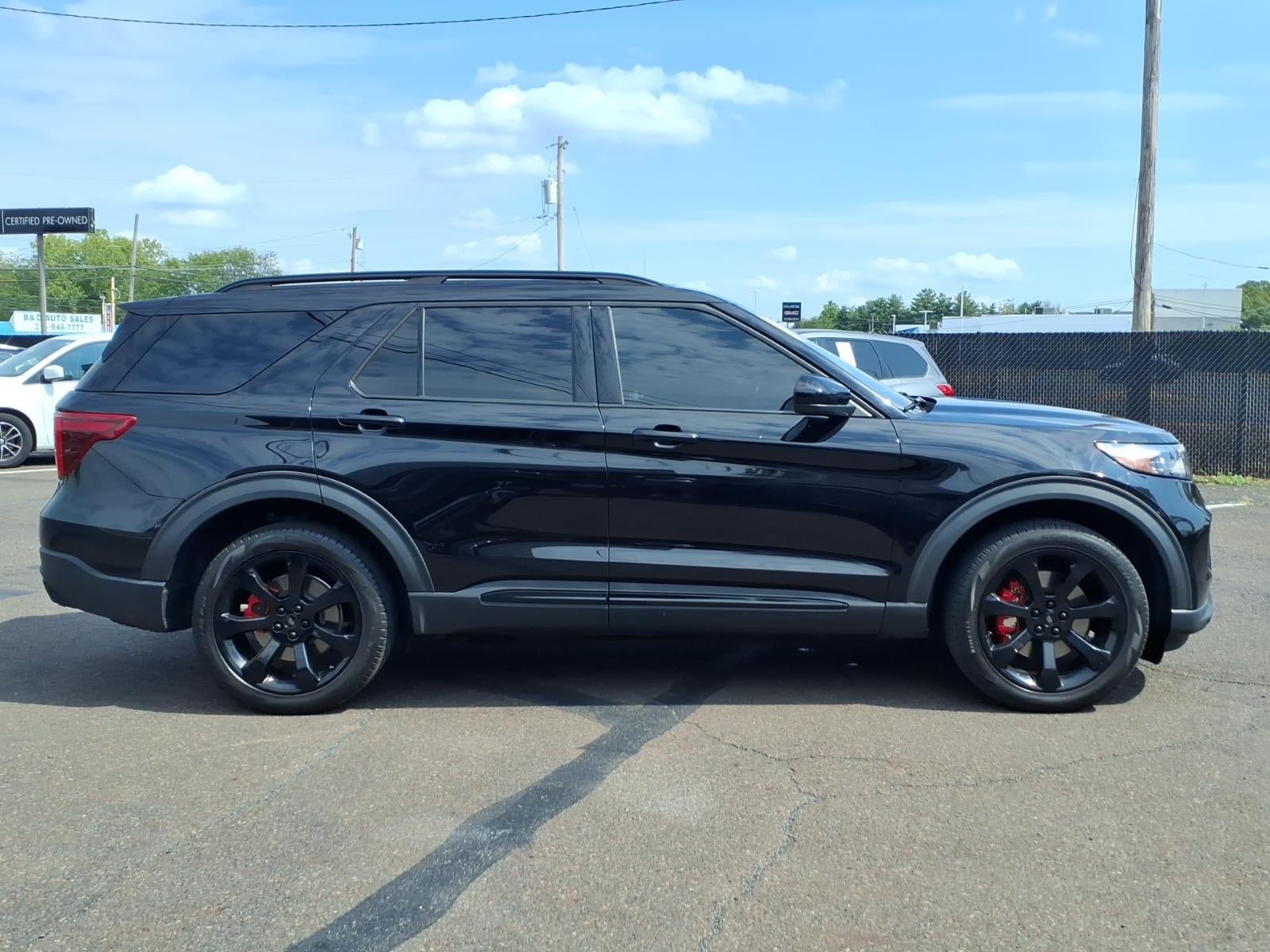 2022 Ford Explorer ST