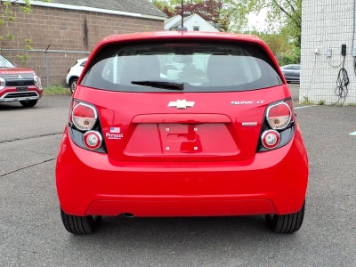 2016 Chevrolet Sonic LT Auto