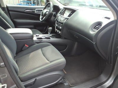 2019 Nissan Pathfinder S
