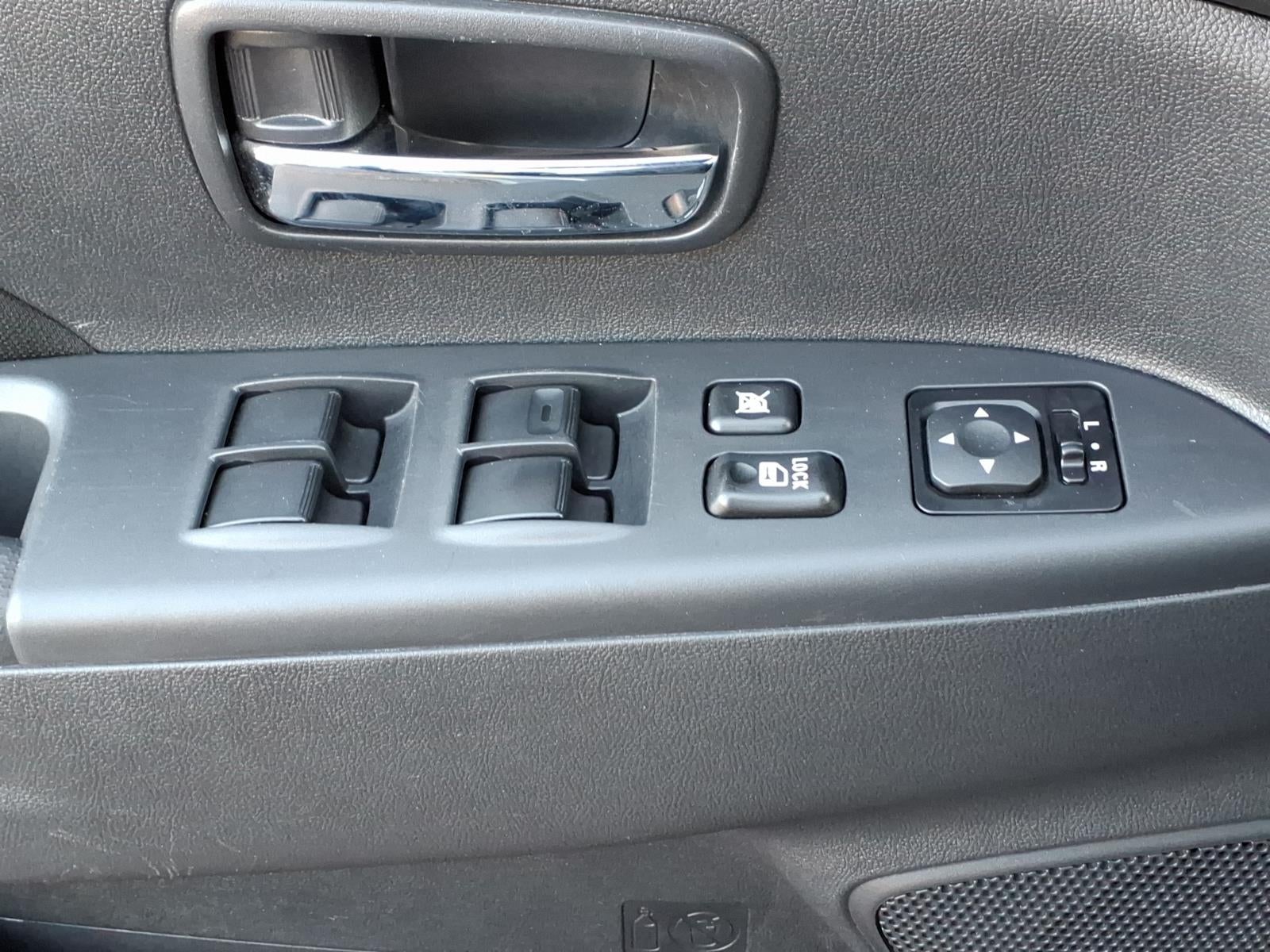 2026 Mitsubishi Outlander Sport ES