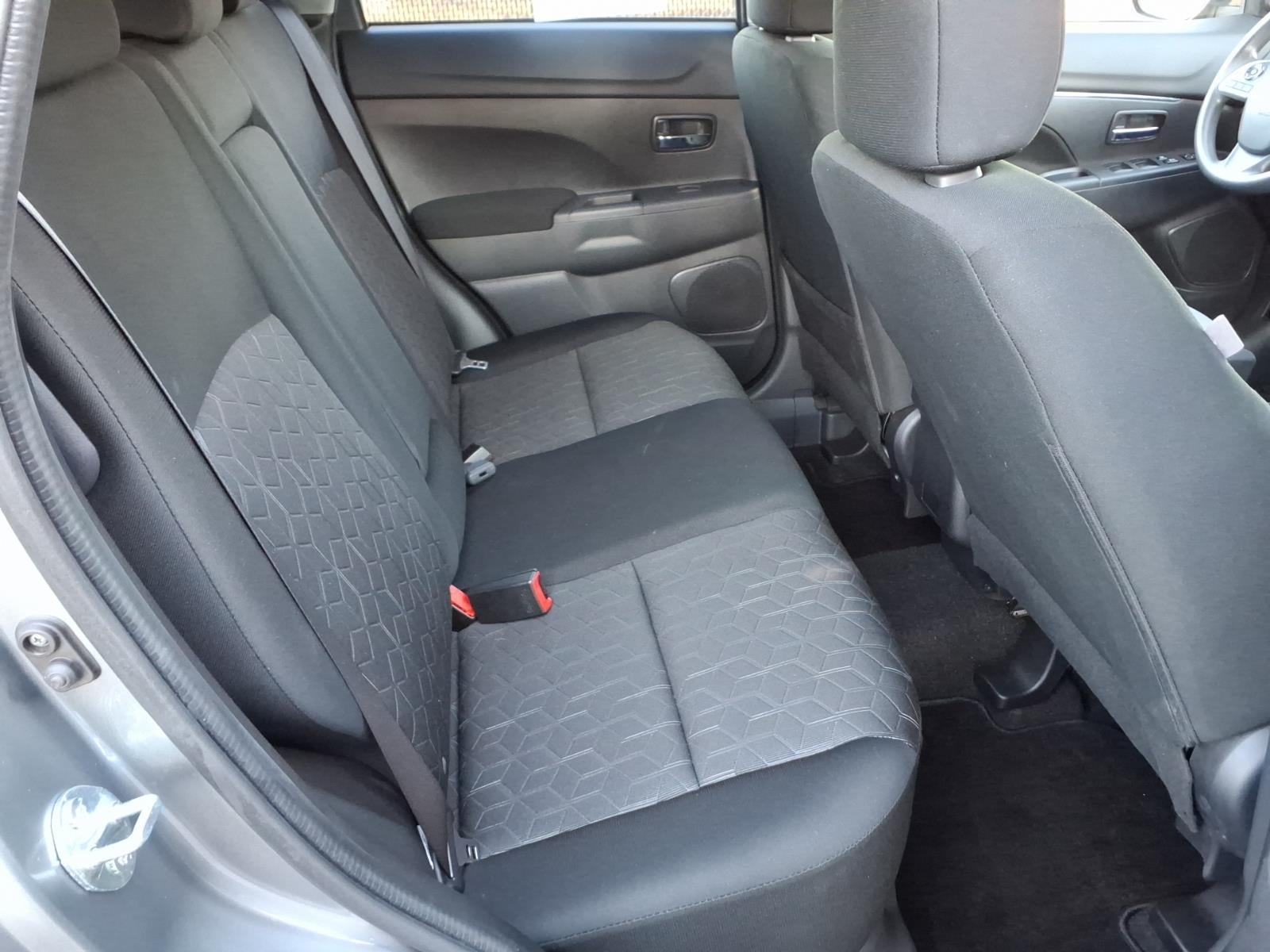 2026 Mitsubishi Outlander Sport ES