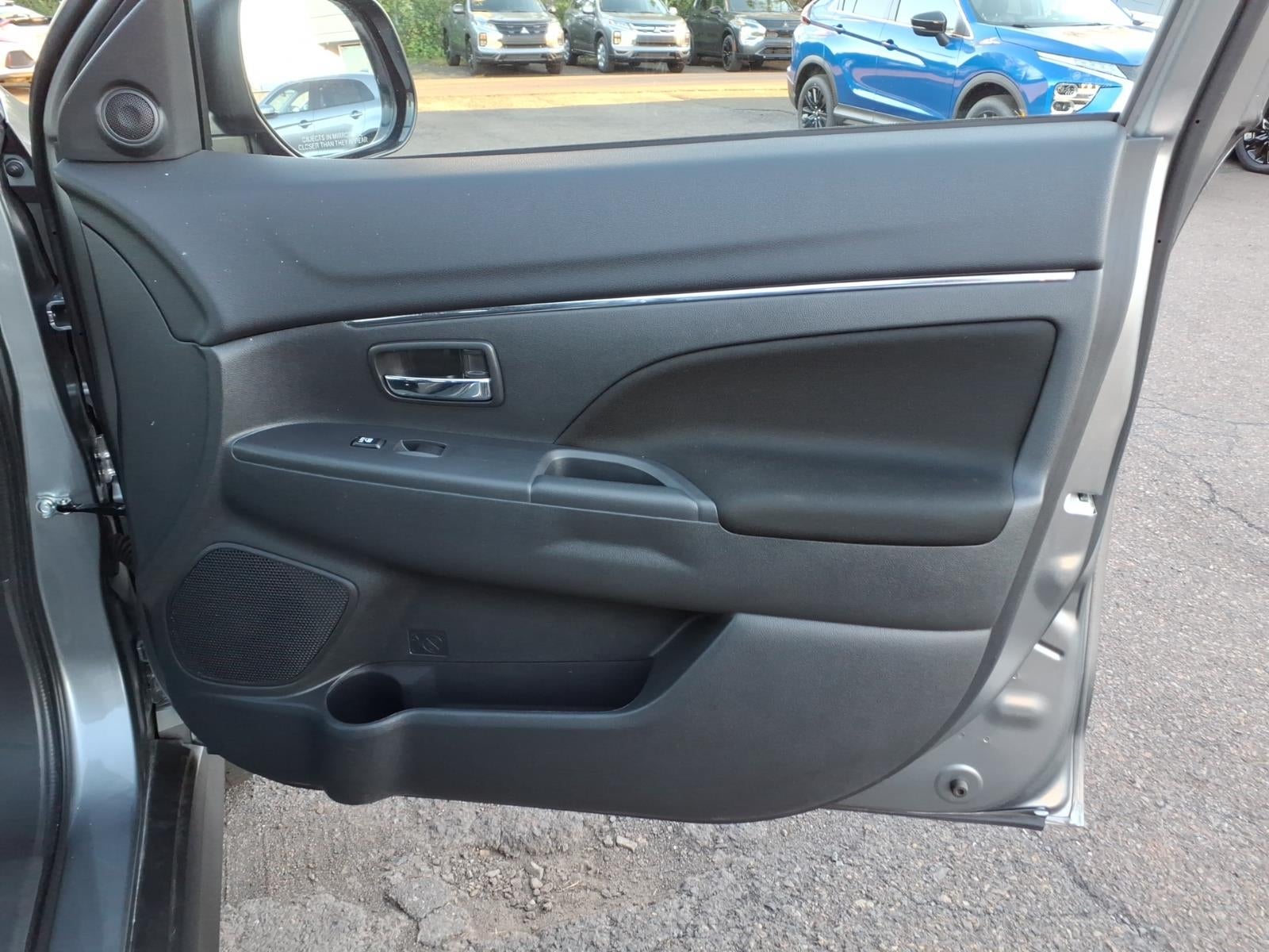 2026 Mitsubishi Outlander Sport ES