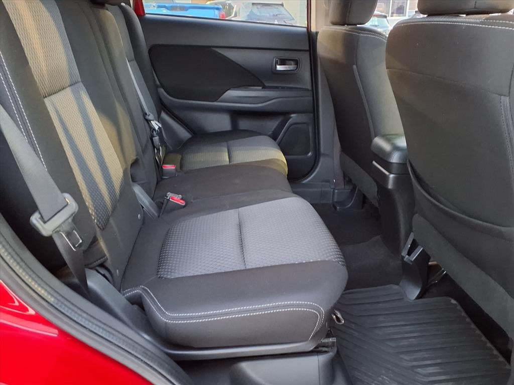 2016 Mitsubishi Outlander SE