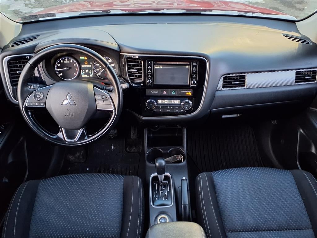 2016 Mitsubishi Outlander SE