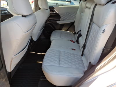 2023 Mitsubishi Outlander SEL