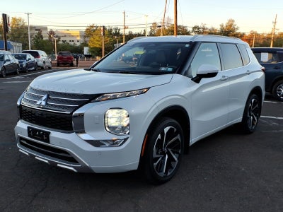 2023 Mitsubishi Outlander SEL