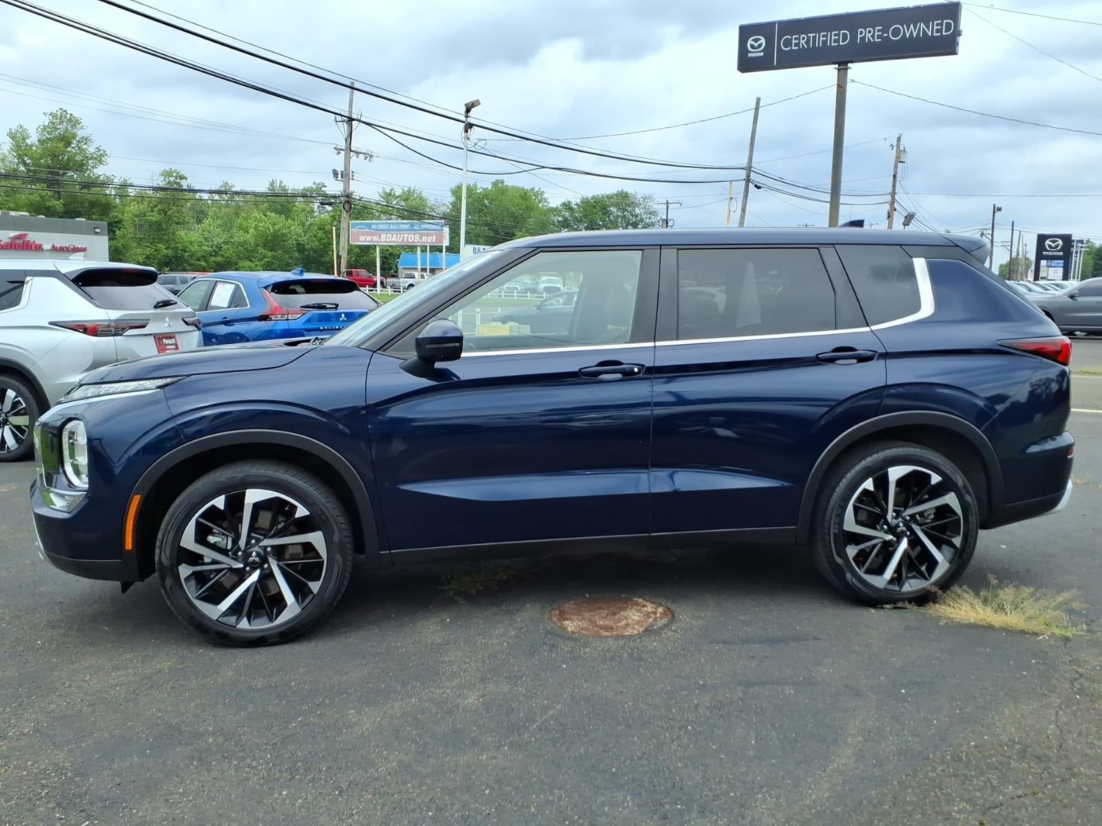 2024 Mitsubishi Outlander SE