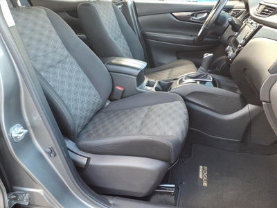 2018 Nissan Rogue Sport SV