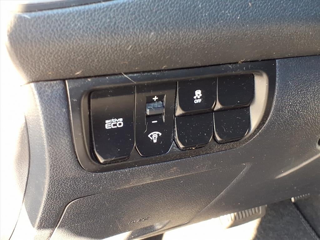 2016 Kia Rio 5-Door LX