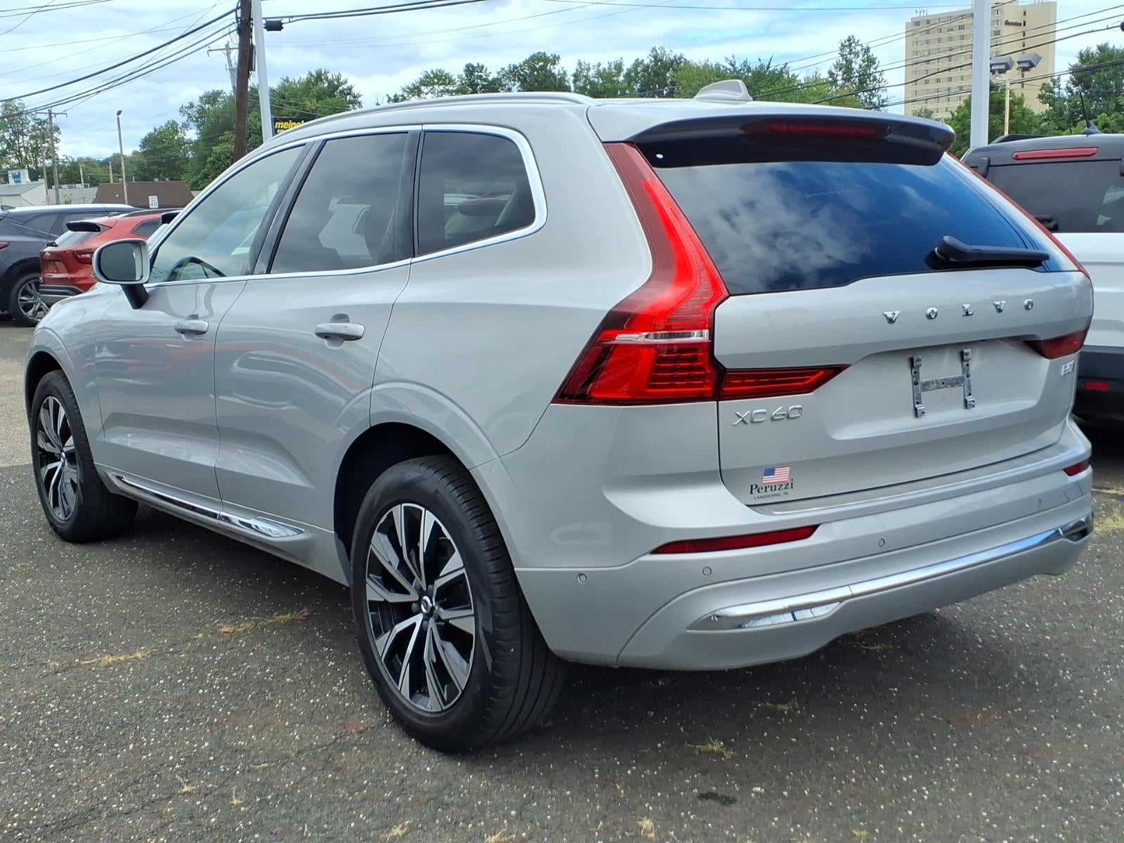 2023 Volvo XC60 B5 Plus Bright Theme