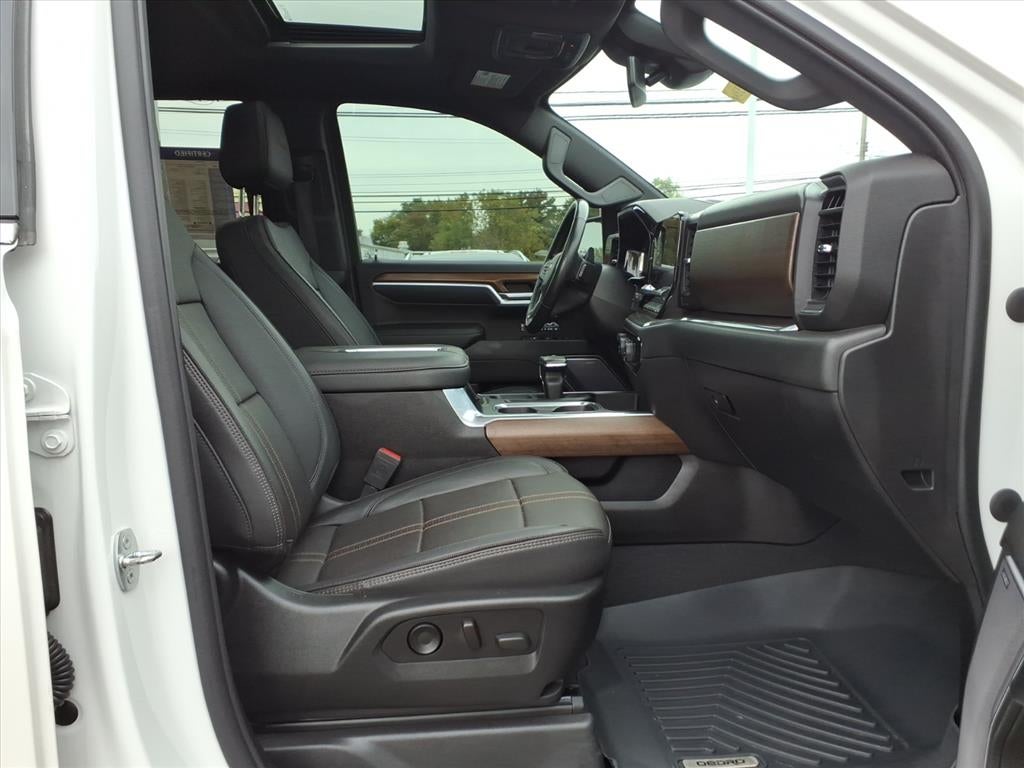 2022 Chevrolet Silverado 1500 High Country