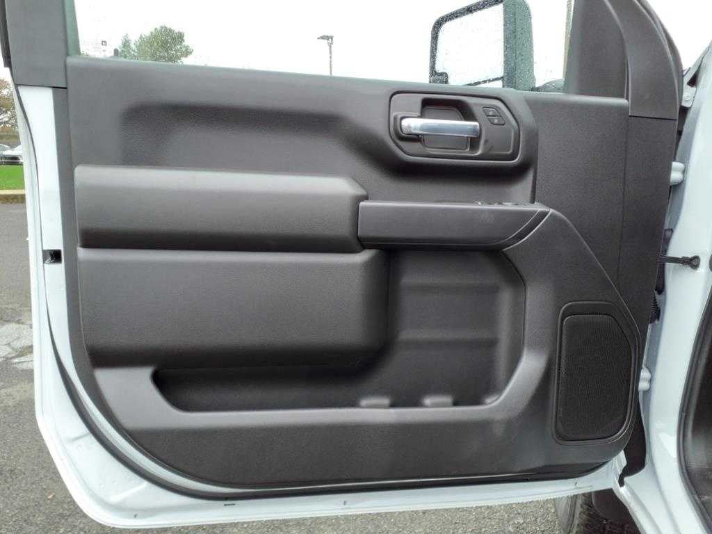 2024 GMC Sierra 3500 HD Pro