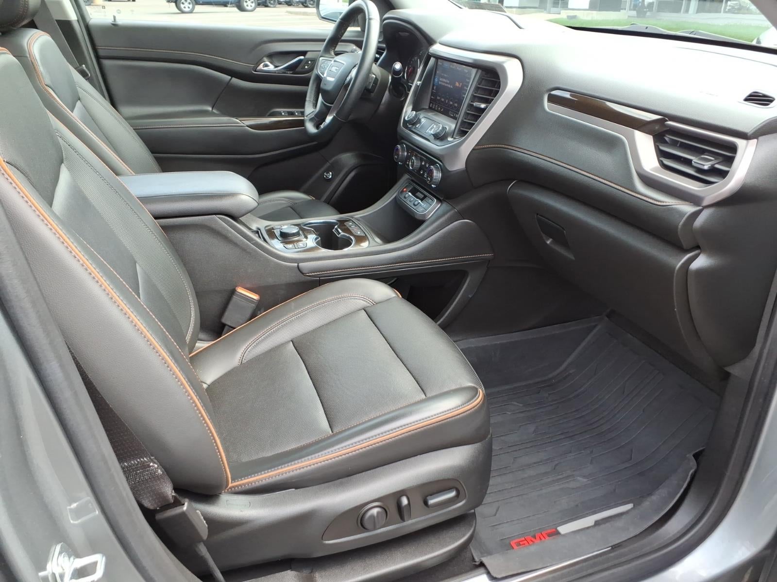 2023 GMC Acadia AT4