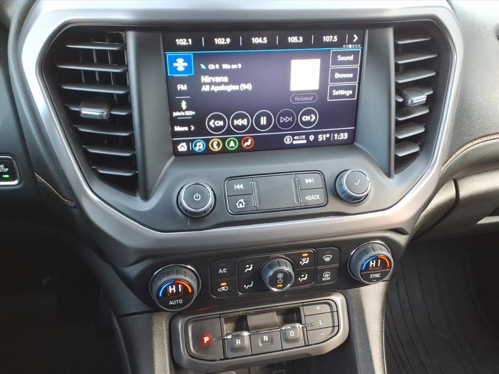 2023 GMC Acadia AT4