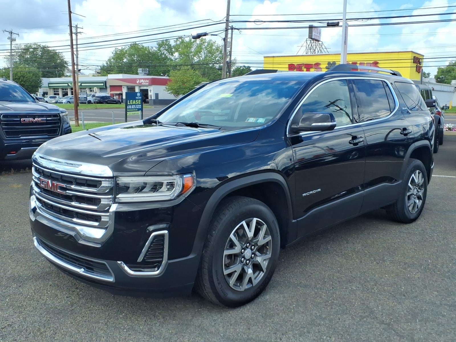 2023 GMC Acadia SLE