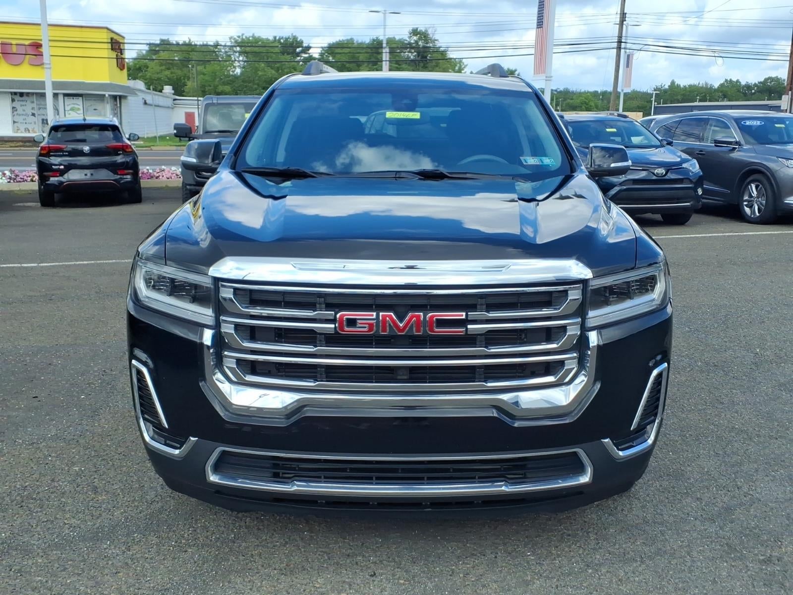 2023 GMC Acadia SLE
