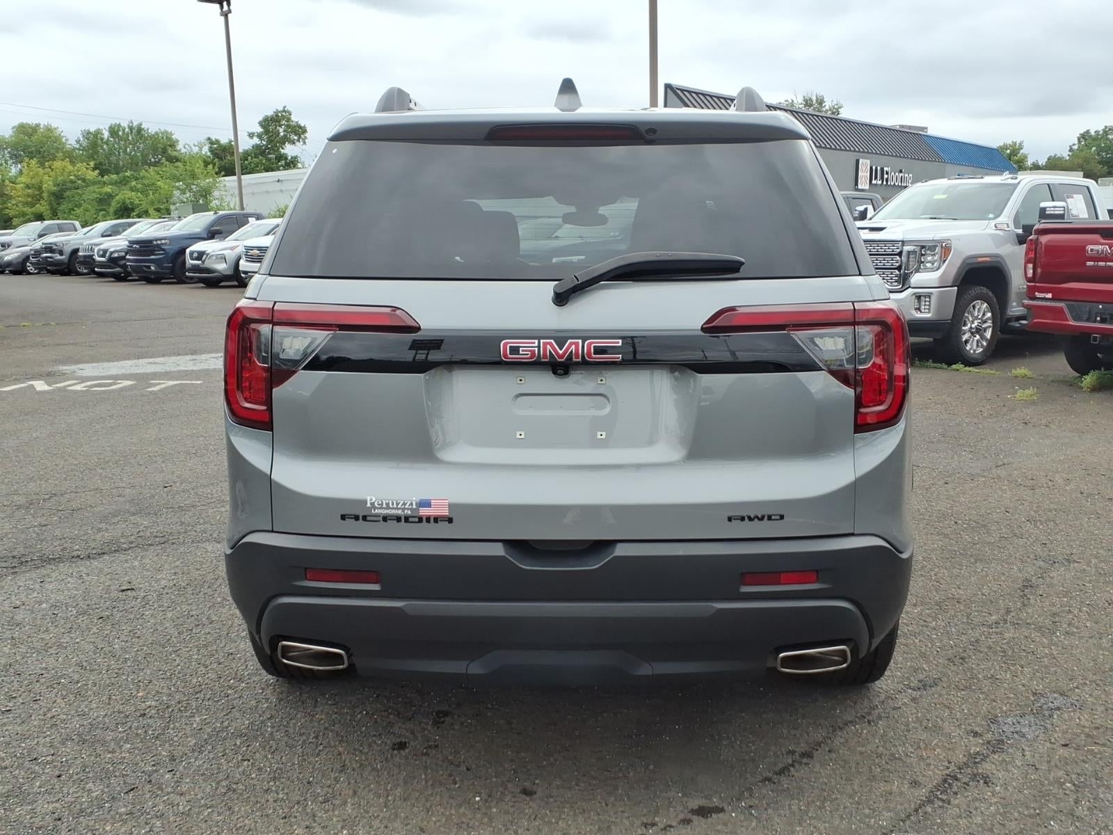 2023 GMC Acadia SLE - Photo 4