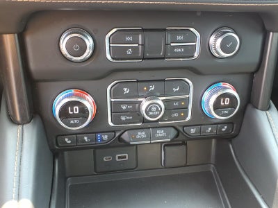 2022 GMC Yukon AT4